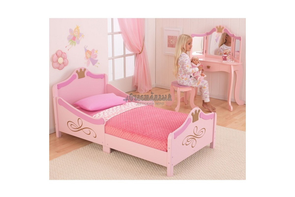 Розовая кровать для девочки